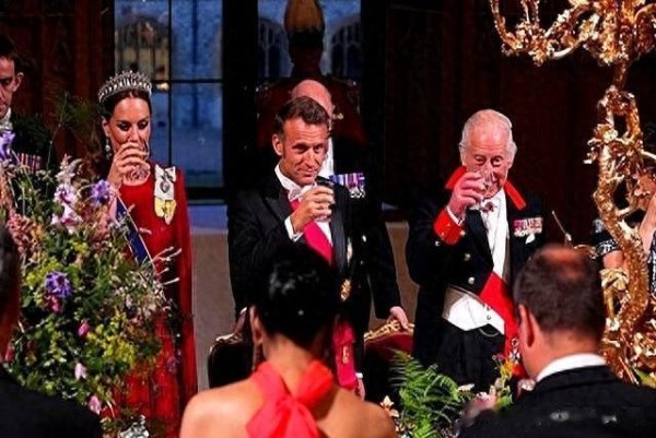 网上股票配资平台 罕见! 冯德莱恩对华进行“演讲摊牌”, 马克龙重新定义和中美关系